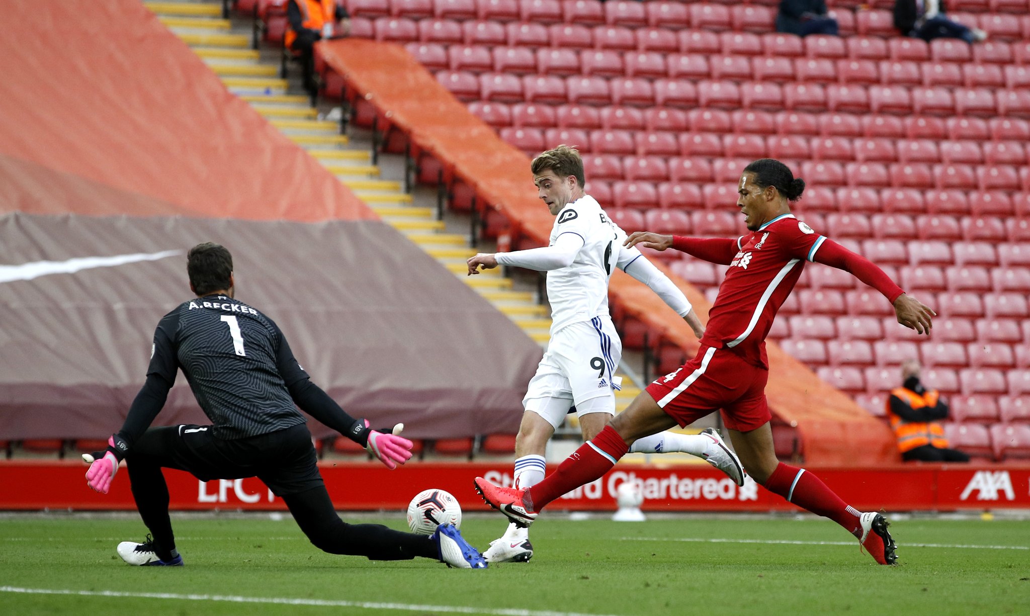 续坚定地领 续坚定地领